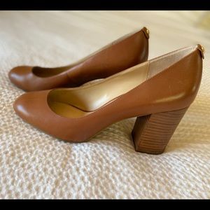 Michael Kors size 8.5